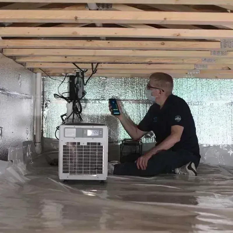 Crawl Space Water Removal Service in Three Lakes, FL